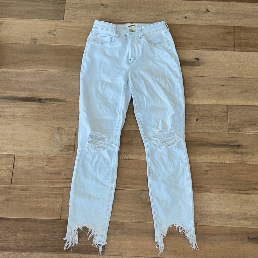 L'AGENCE Light Blue Distressed Skinny Jeans NEW never worn size 25